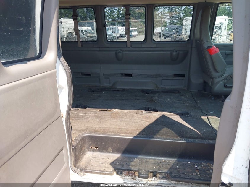 2018 CHEVROLET EXPRESS 3500 auction photo 8