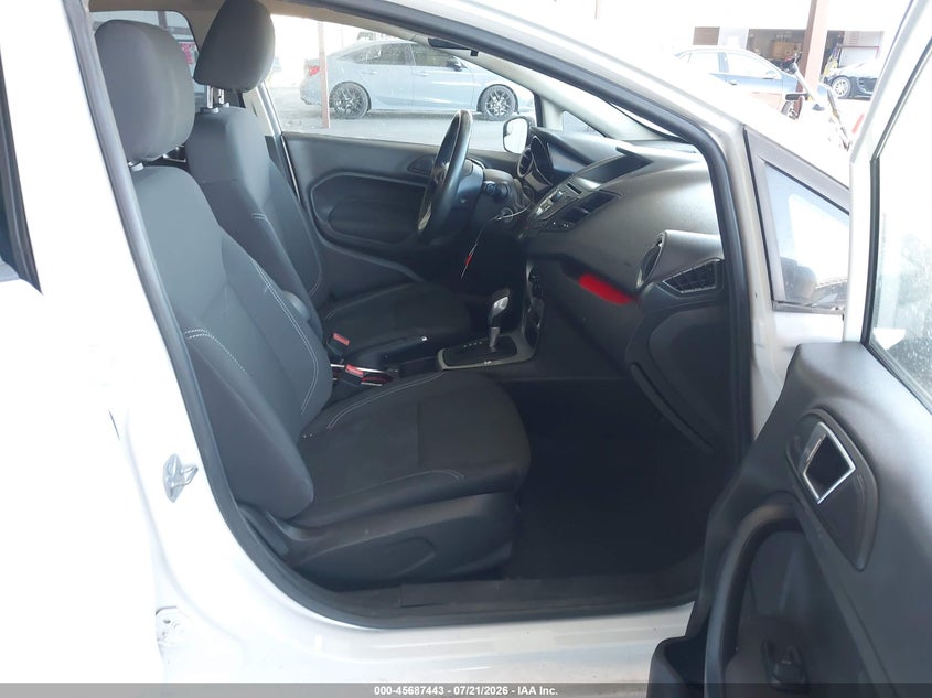 2015 FORD FIESTA auction photo 5