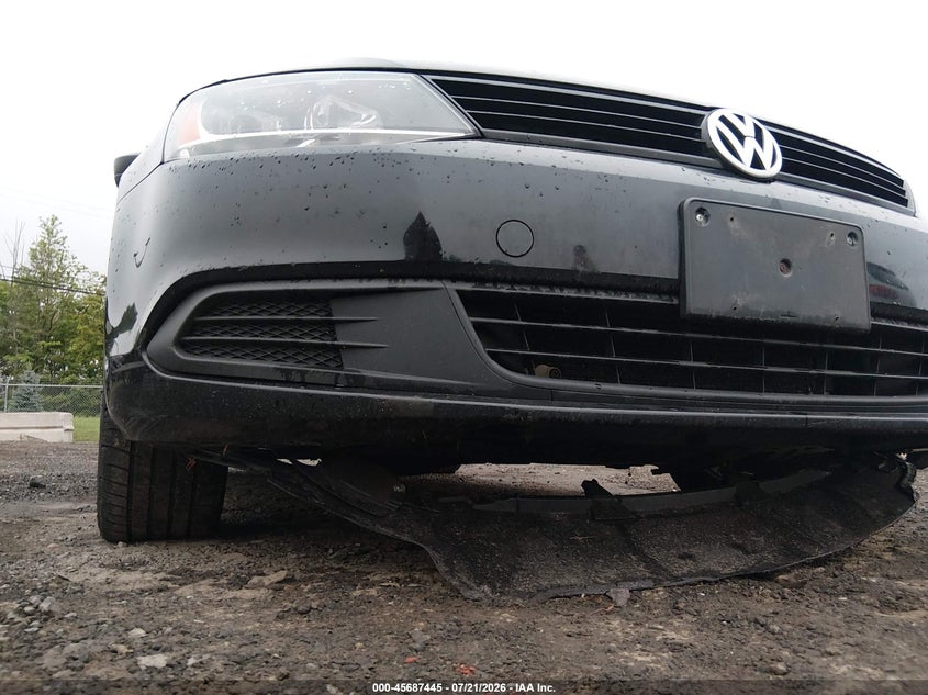 2011 VOLKSWAGEN JETTA auction photo 6