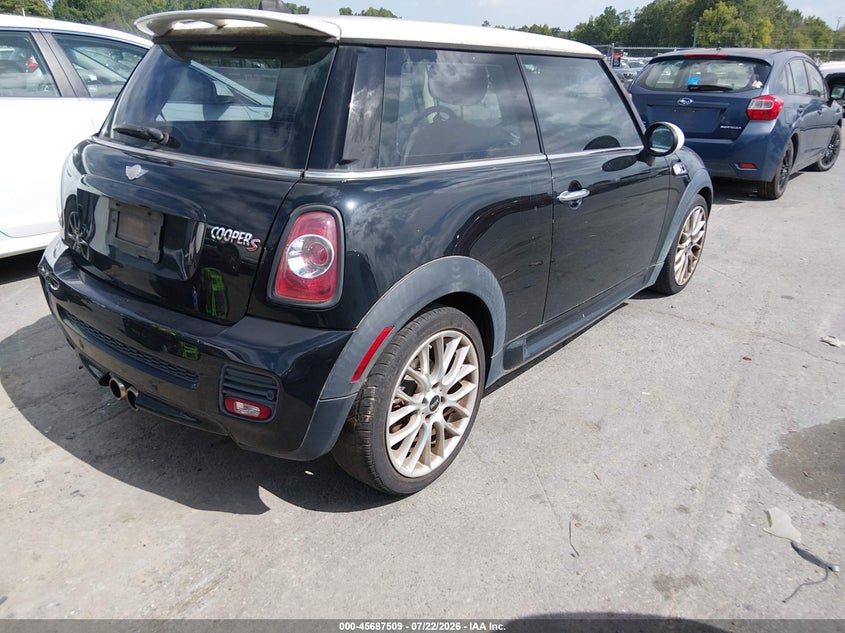 2012 MINI COOPER S auction photo 4
