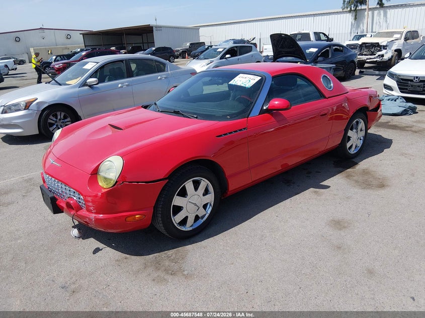 2002 FORD THUNDERBIRD auction photo 2
