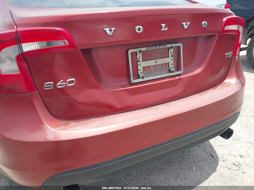2013 VOLVO S60 auction photo 6