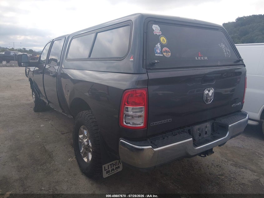 Vin: 3c6ur5dl7rg247718, lot: 46186277, ram 2500 big horn  4x4 6'4 box 20243