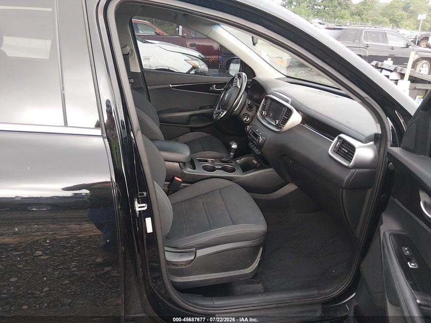 2019 KIA SORENTO auction photo 5