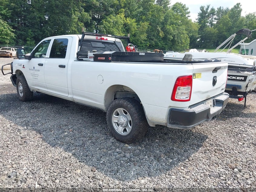 Vin: 3c6ur5hl9rg175852, lot: 46186290, ram 2500 tradesman  4x4 8' box 20243