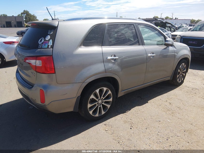 2014 KIA SORENTO auction photo 4
