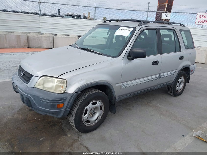 2001 Honda CR-V, Right Side, IAAI, VIN JHLRD28411S014030 — photo 2