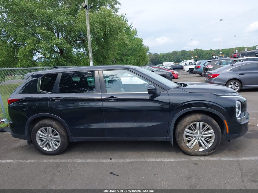 2022 Mitsubishi Outlander Es 2.5 S-Awc VIN: JA4J4TA81NZ086477 Lot: 45687759