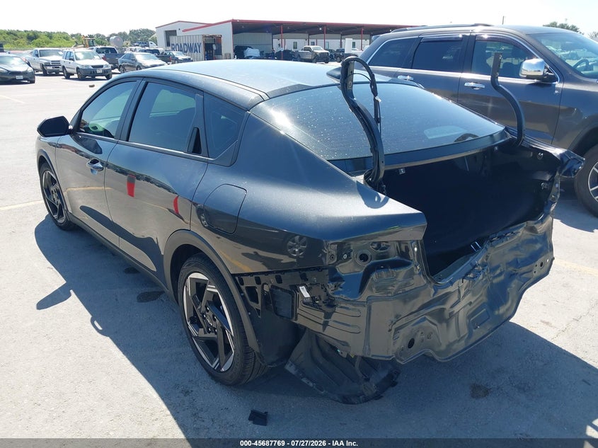Vin: 3kpfu4de9te294523, lot: 46186376, kia k4 ex 20263