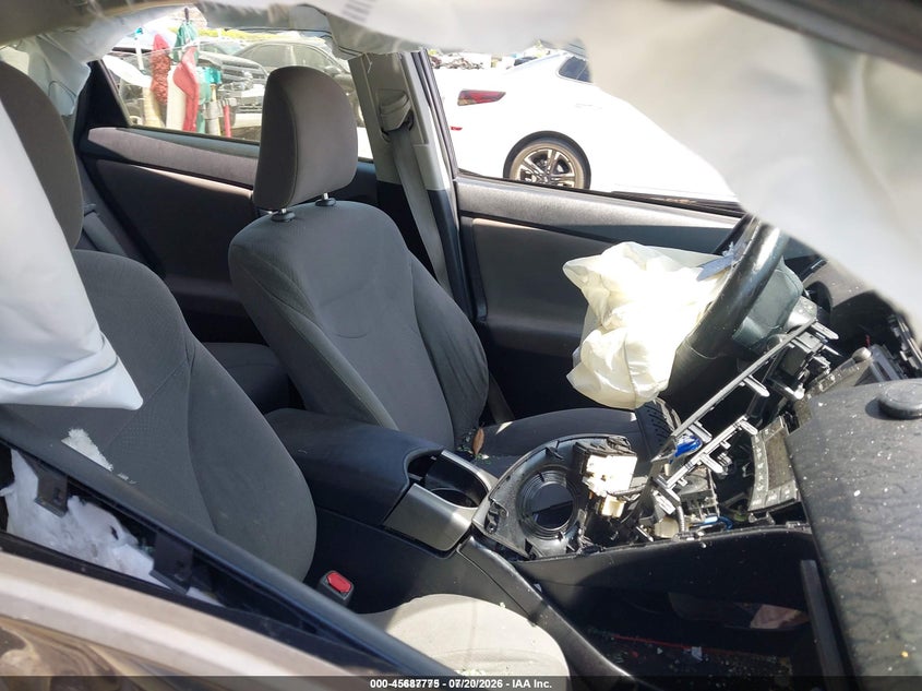 2014 TOYOTA PRIUS HATCHBACK 1.8L I-4 DOHC, VVT, 98HP