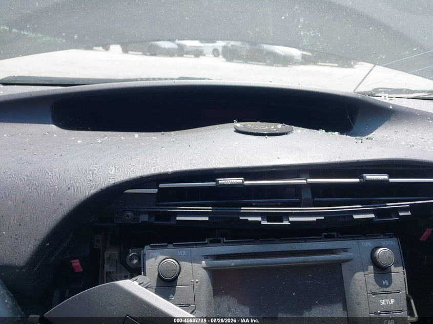2014 TOYOTA PRIUS HATCHBACK 1.8L I-4 DOHC, VVT, 98HP