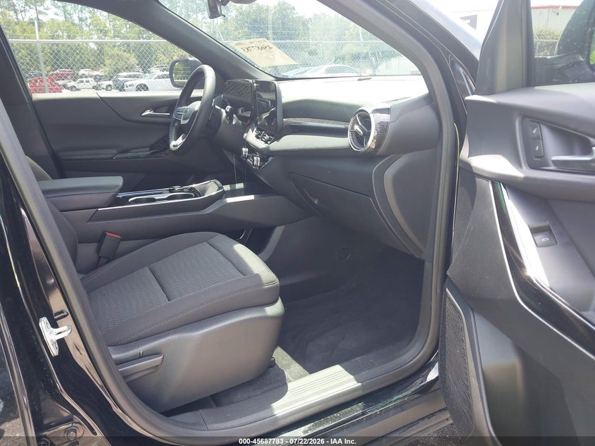 2026 CHEVROLET EQUINOX auction photo 5