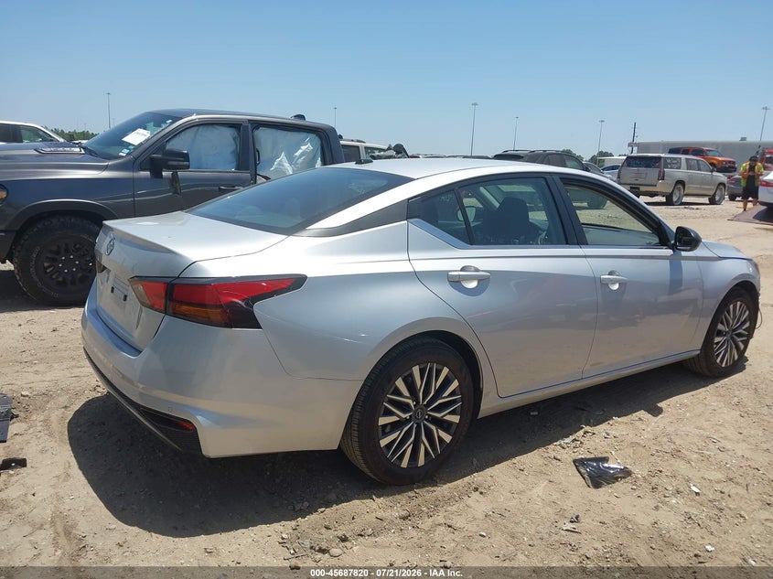 2026 NISSAN ALTIMA SV FWD — Photo 4