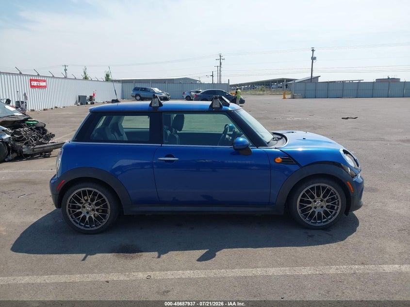 2012 Mini Cooper VIN: WMWSU3C56CT186472 Lot: 45687937