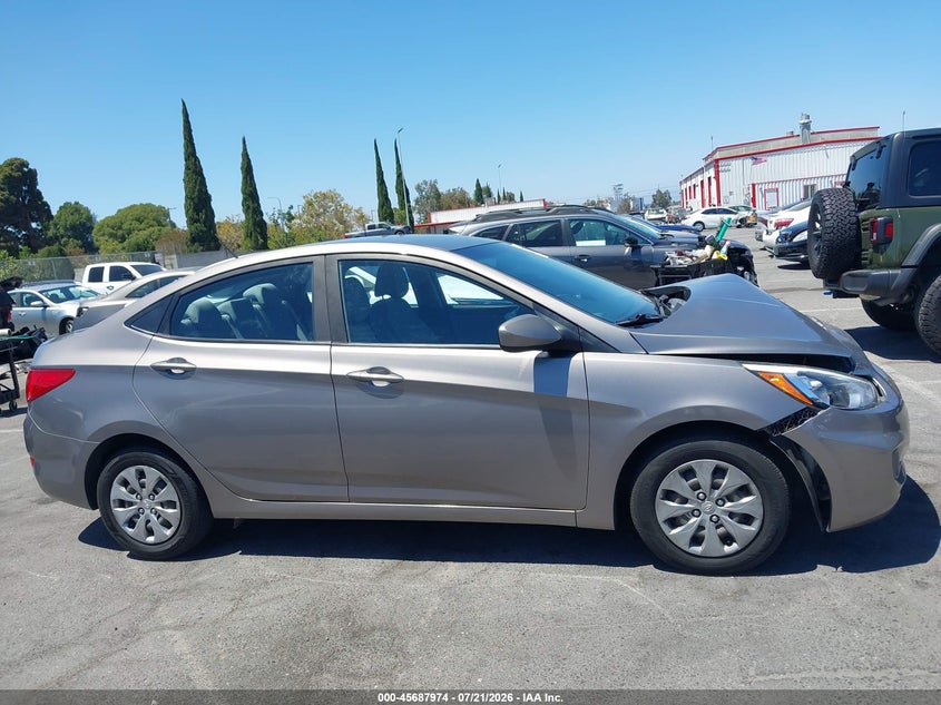 2017 Hyundai Accent Se VIN: KMHCT4AE5HU373752 Lot: 45687974