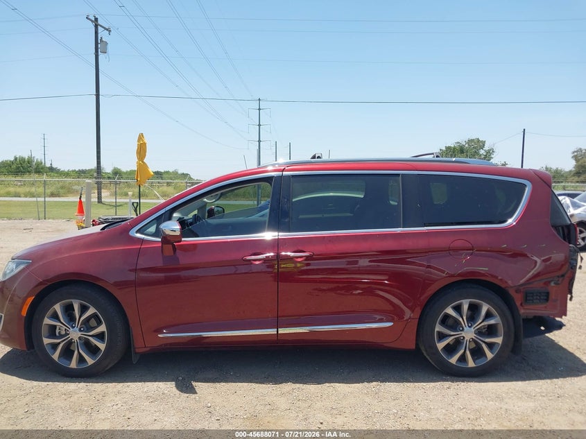 2017 Chrysler Pacifica Limited VIN: 2C4RC1GG6HR668782 Lot: 45688071