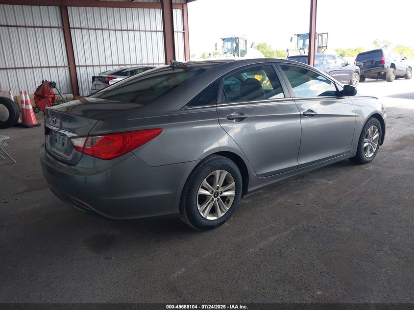 2012 HYUNDAI SONATA auction photo 4
