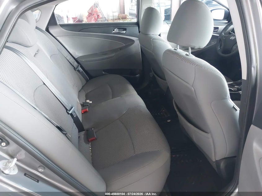 2012 HYUNDAI SONATA auction photo 8