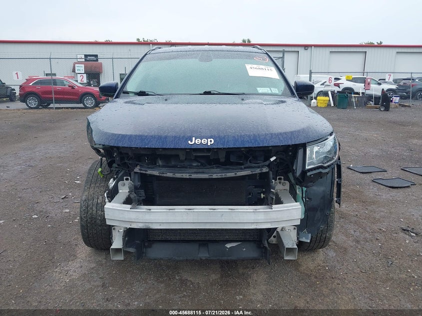 2019 Jeep Compass Latitude 4X4 VIN: 3C4NJDBB7KT656422 Lot: 45688115