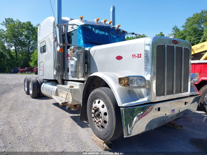 2022 PETERBILT 389 auction photo 1
