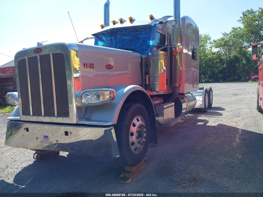 2022 PETERBILT 389 auction photo 2