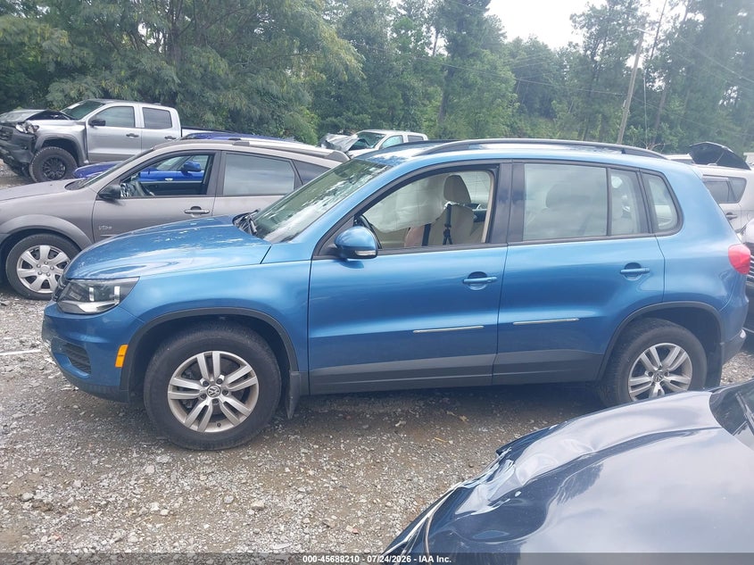 VOLKSWAGEN TIGUAN 2017 VIN WVGBV7AX5HW504336