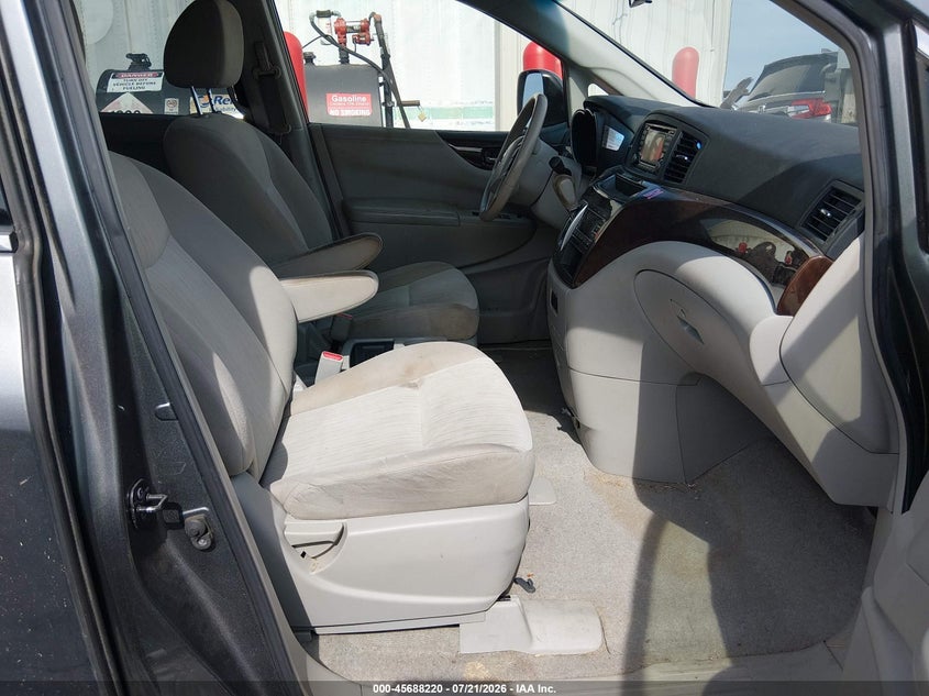 2017 NISSAN QUEST auction photo 5