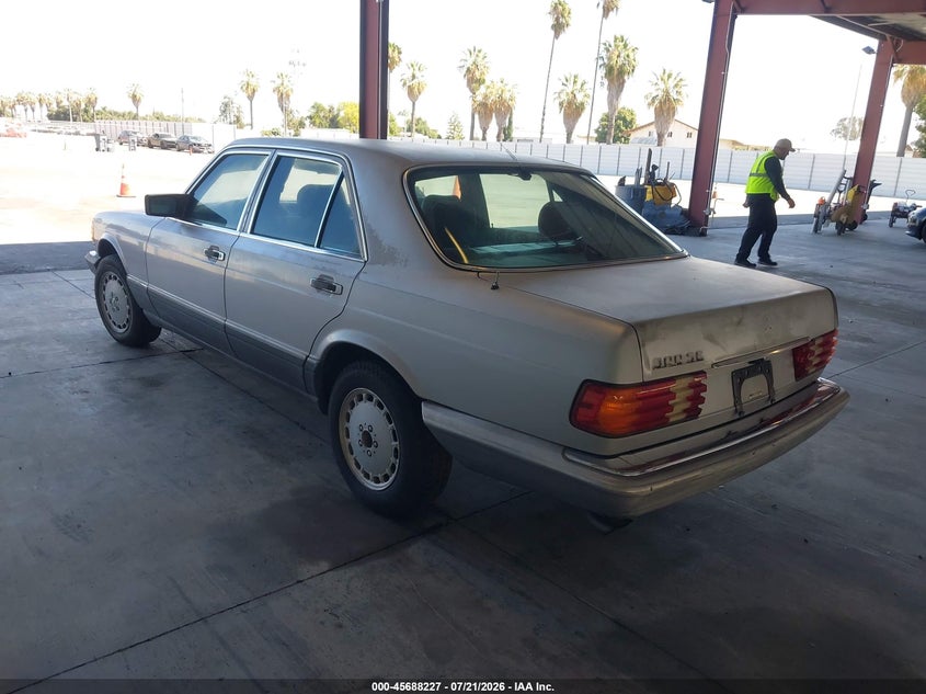 1991 MERCEDES-BENZ 300 auction photo 3