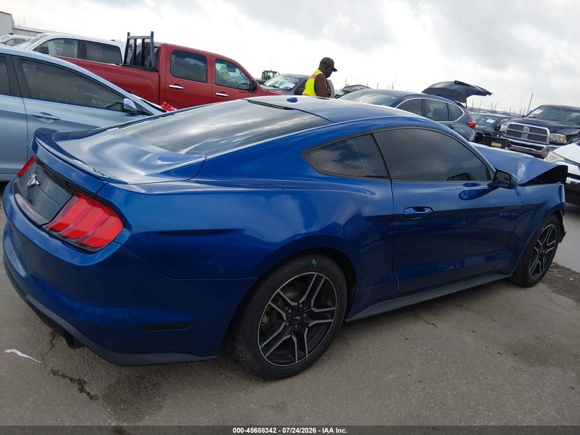 FORD MUSTANG - zdjęcie 14