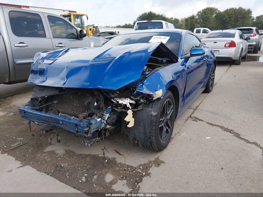FORD MUSTANG - zdjęcie 2