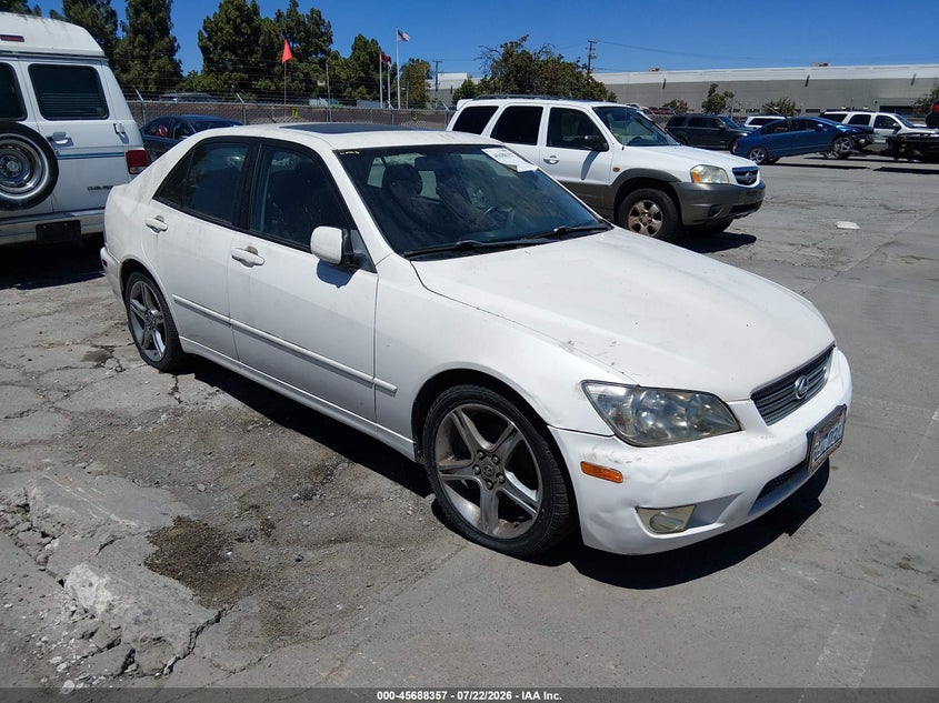 2001 LEXUS IS 300 — zdjęcie z aukcji