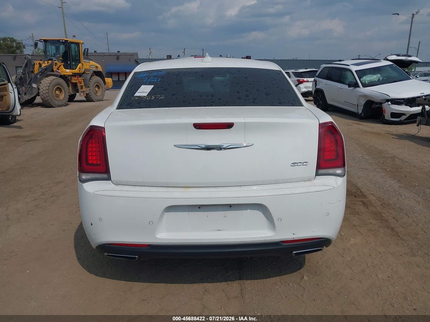 2015 Chrysler 300 300S VIN: 2C3CCAGG2FH756872 Lot: 45688422