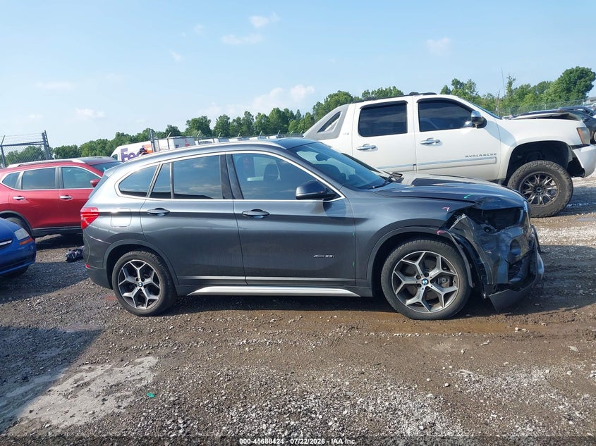 Фото 14 - BMW X1
