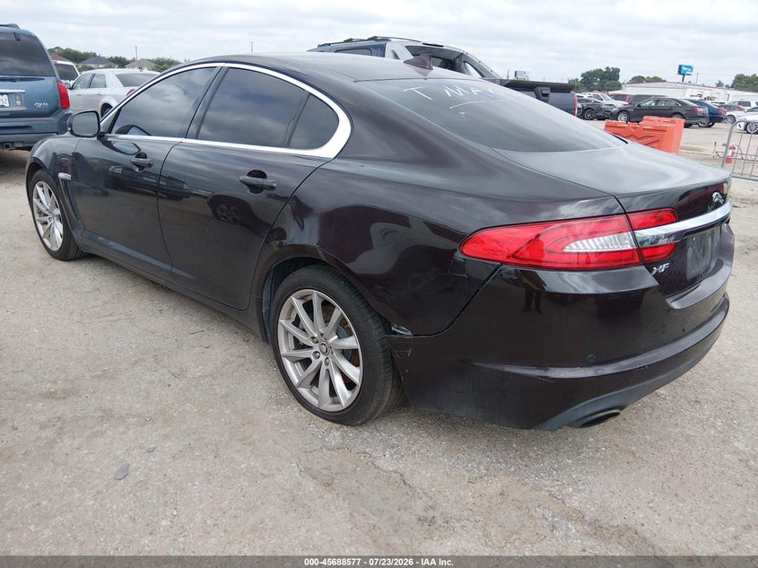 2013 JAGUAR XF auction photo 3