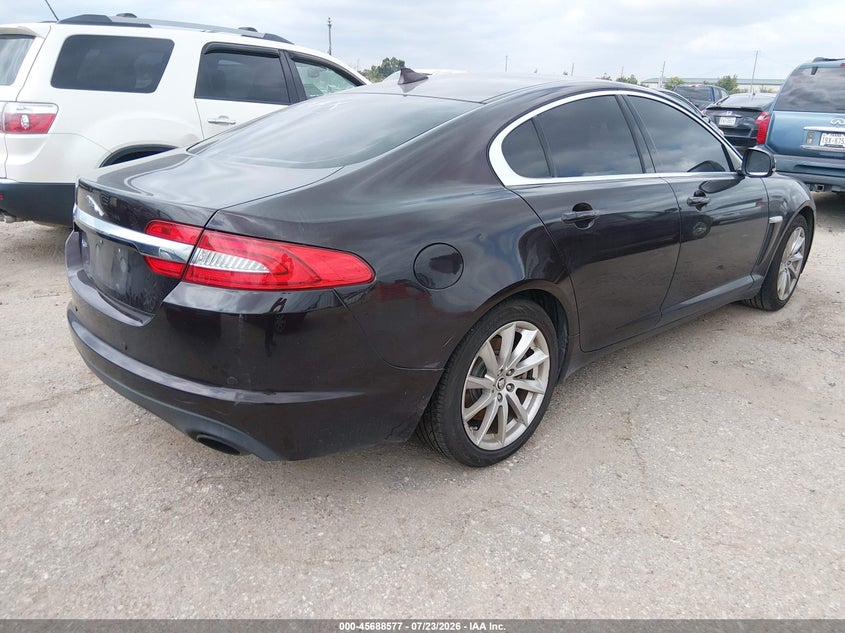 2013 JAGUAR XF auction photo 4