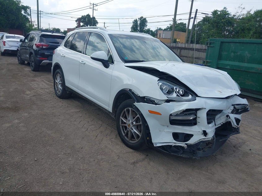 2016 PORSCHE CAYENNE auction photo 1