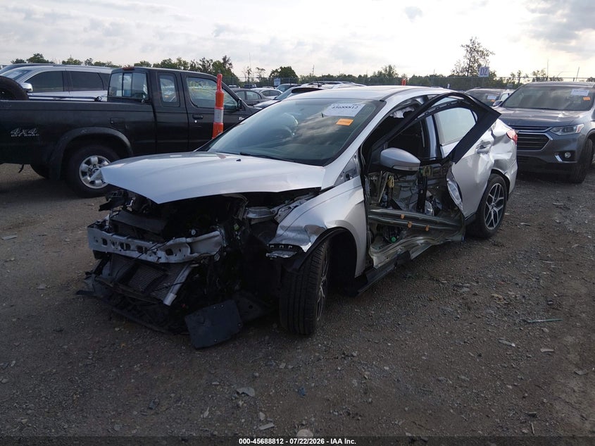 Vin: 1fadp3h2xhl269840, lot: 46187419, ford focus sel 20172