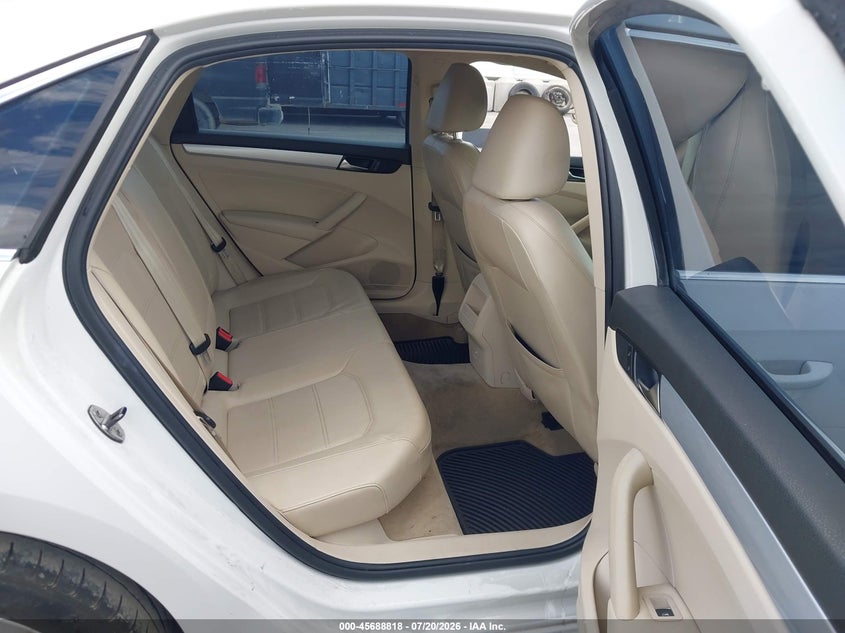 2012 Volkswagen Passat 2.5L Se VIN: 1VWBP7A32CC025066 Lot: 45688818