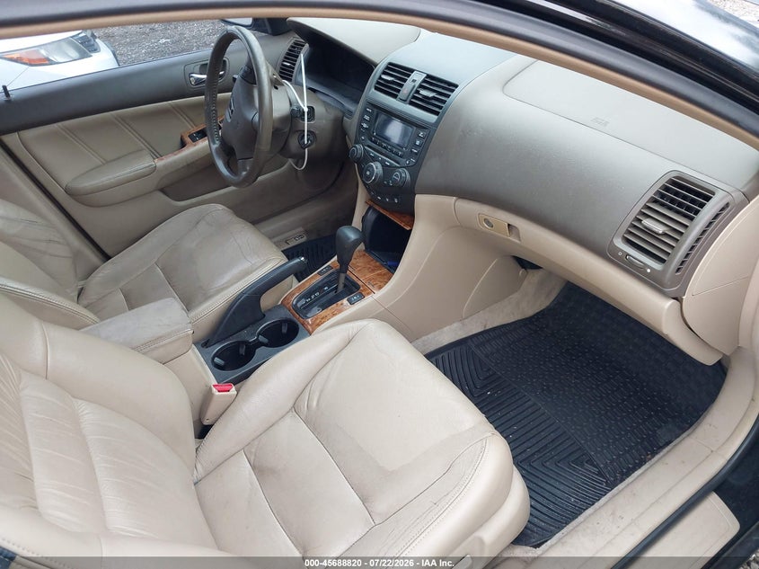 2005 HONDA ACCORD auction photo 5