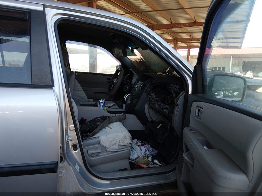 2011 HONDA PILOT auction photo 5