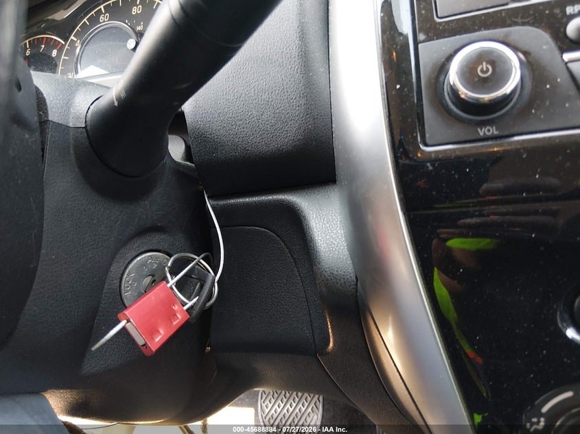 2015 NISSAN VERSA HATCHBACK 1.6L I-4 DOHC, VVT, 109HP