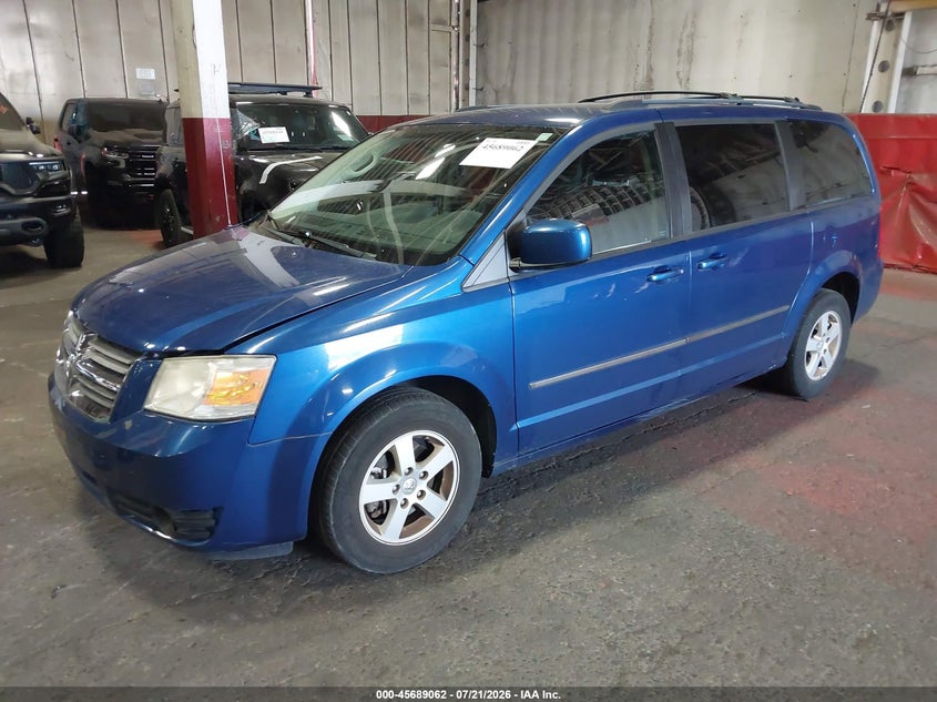 2010 DODGE GRAND CARAVAN auction photo 2