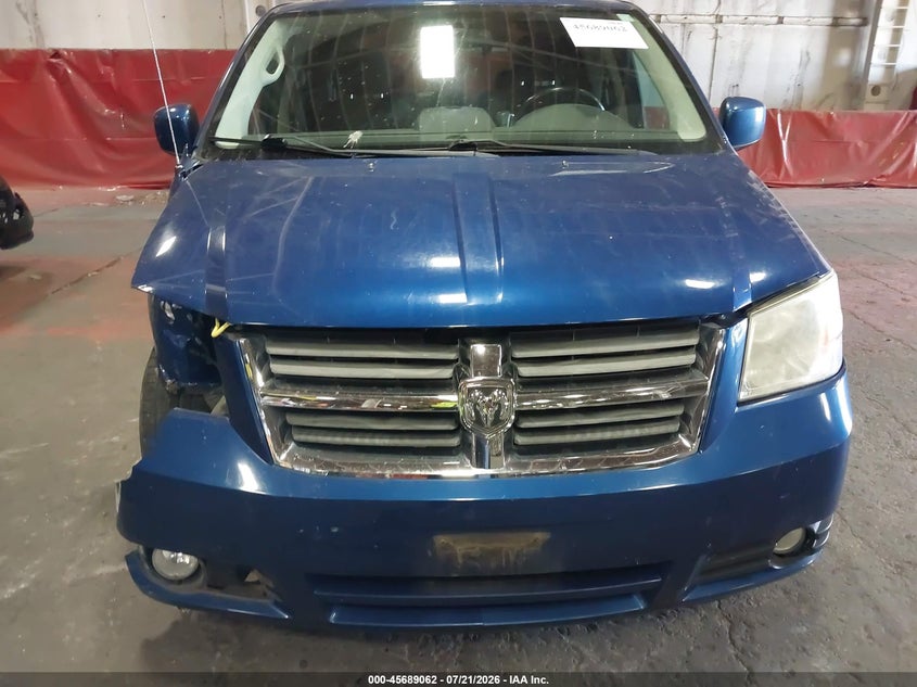 2010 DODGE GRAND CARAVAN auction photo 6