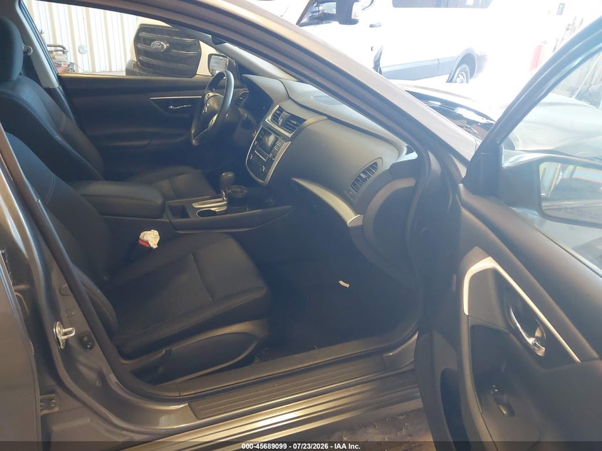 2016 NISSAN ALTIMA auction photo 5