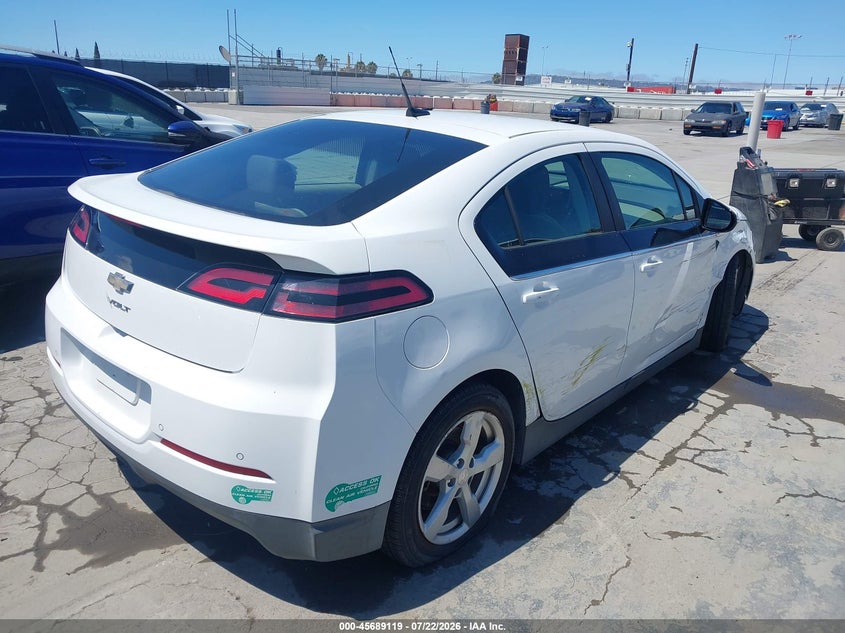 2013 CHEVROLET VOLT auction photo 4