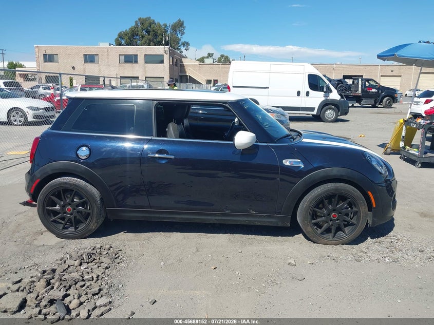 2020 Mini Hardtop Cooper S VIN: WMWXR5C00L2M61542 Lot: 45689152