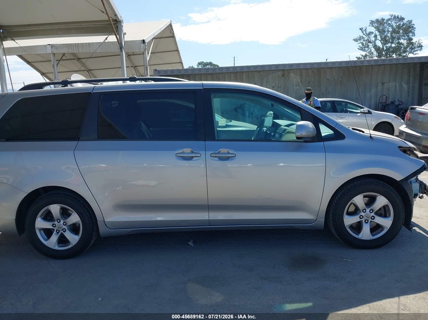 2012 Toyota Sienna Le V6 8 Passenger VIN: 5TDKK3DC8CS237555 Lot: 45689162