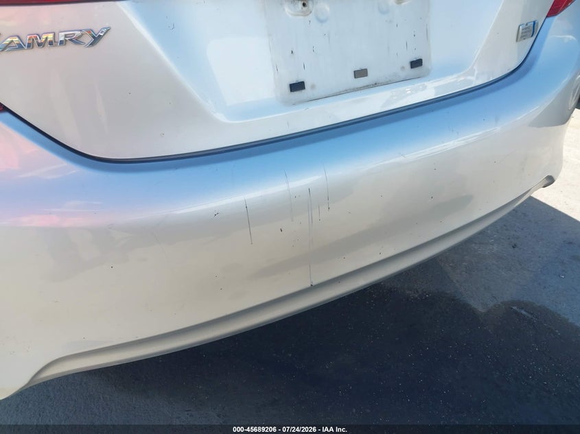 2012 TOYOTA CAMRY HYBRID auction photo 6