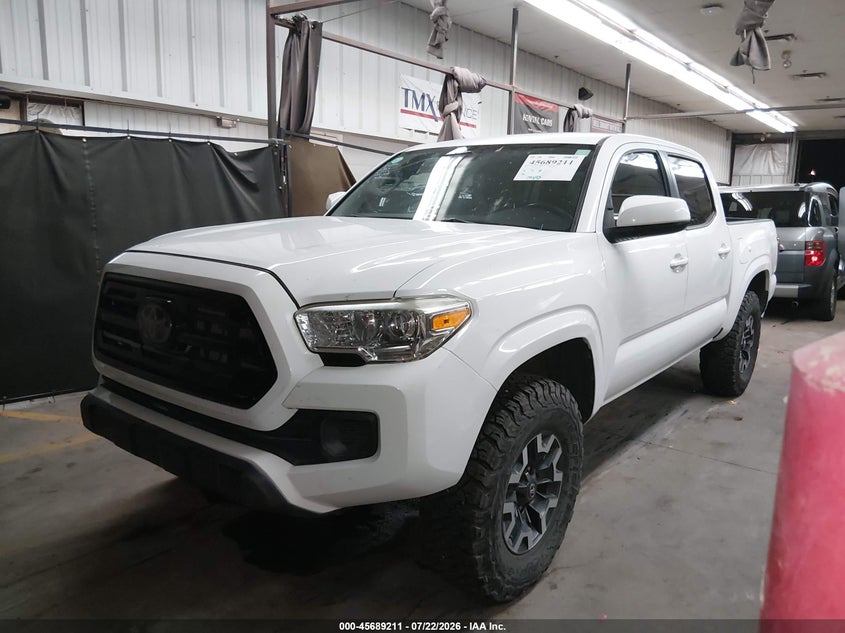 2018 Toyota Tacoma, Правий зад, IAAI, VIN 3TMCZ5AN4JM161802 — фото 2
