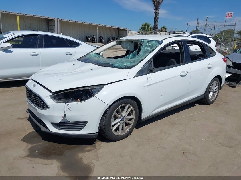 2018 Ford Focus Se VIN: 1FADP3FE7JL241626 Lot: 45689214